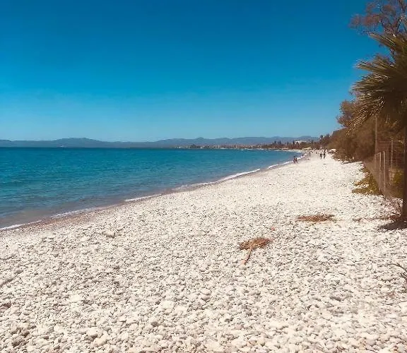 Barreira Beachfront Tents 11